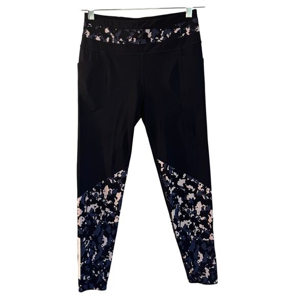 Sweaty Betty Pants - Sweaty Betty 7/8 the power leggings camo print size small